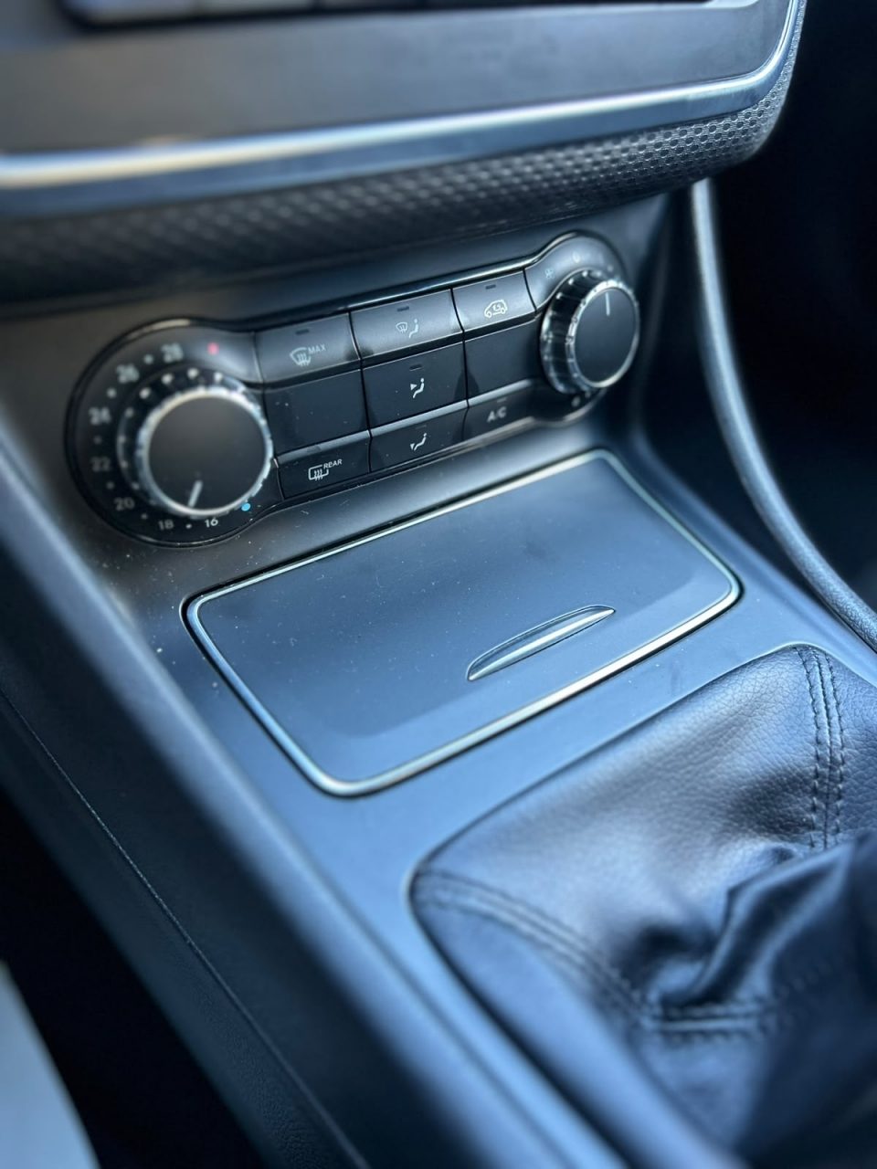 2017 Mercedes-Benz A-klasa — fotografija 11