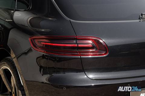 2017 Porsche Macan — sličica 21