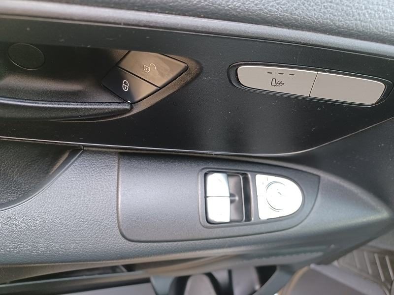 2019 Mercedes-Benz Vito — fotografija 11