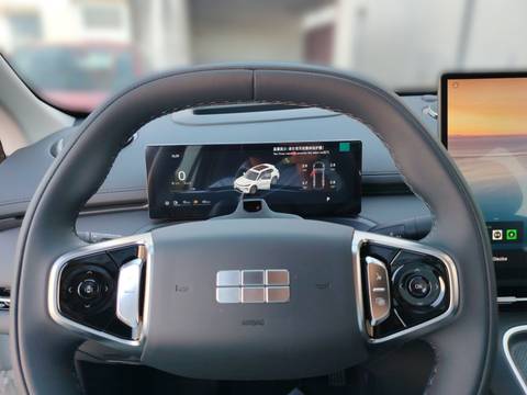 2026 Geely Starray EM-i — sličica 15