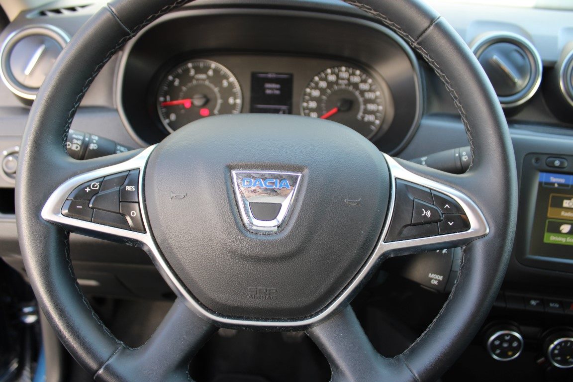 2020 Dacia Duster — fotografija 6