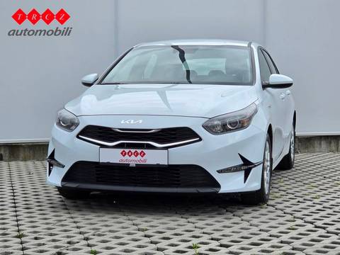 2022 Kia Ceed — sličica 2