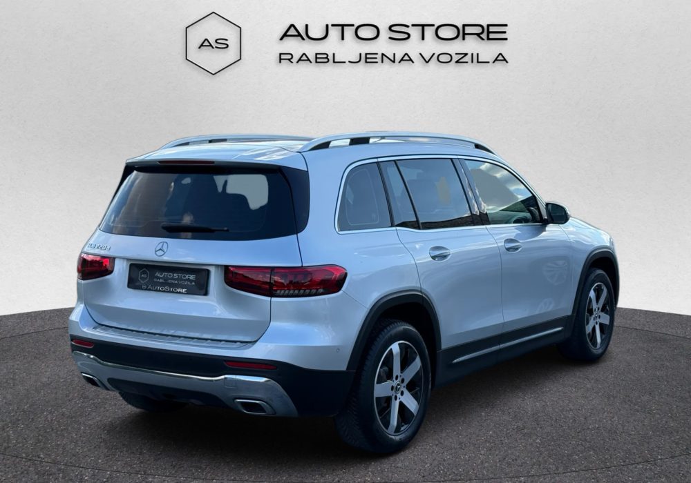 2020 Mercedes-Benz GLB Progressive — fotografija 10