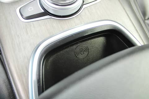 2022 Alfa Romeo Stelvio — sličica 18