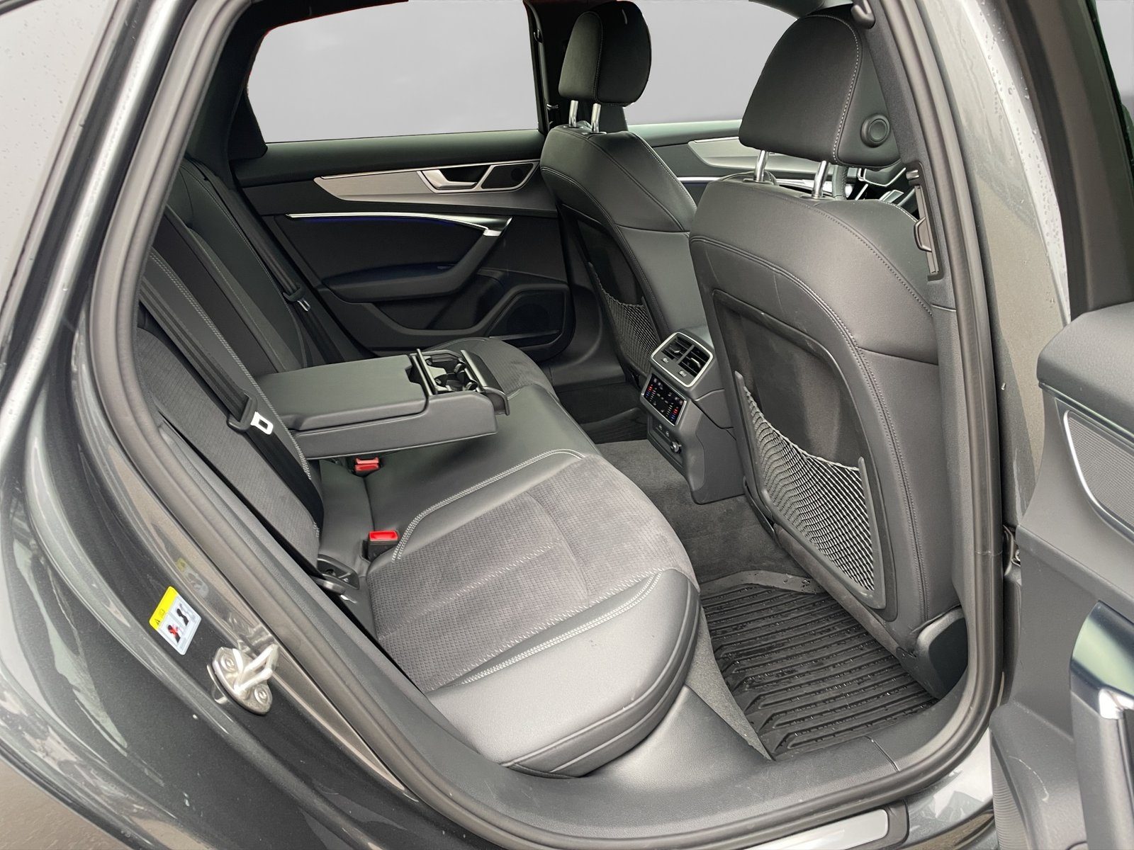2026 Audi S6 — fotografija 17