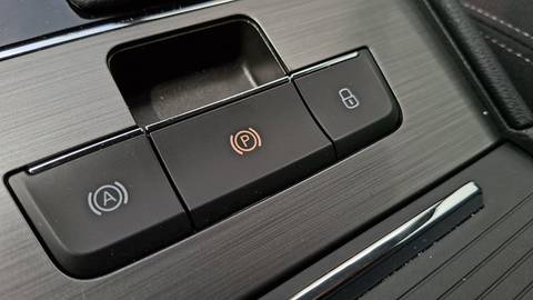 2021 Škoda Superb — sličica 16