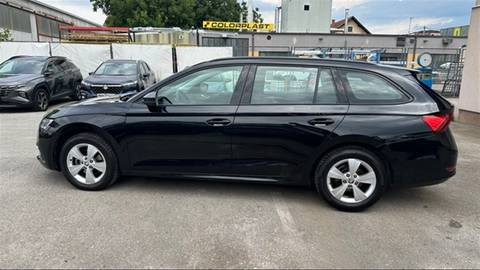 2022 Škoda Octavia — sličica 8