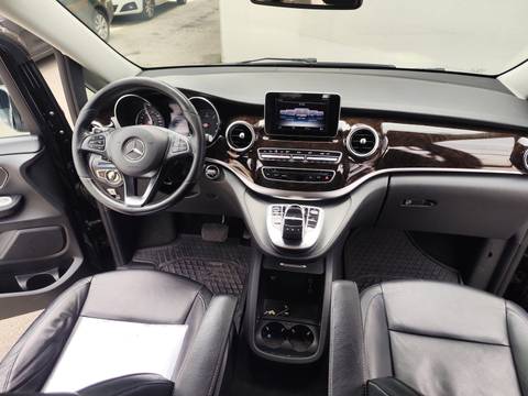 2017 Mercedes-Benz V-klasa — sličica 12