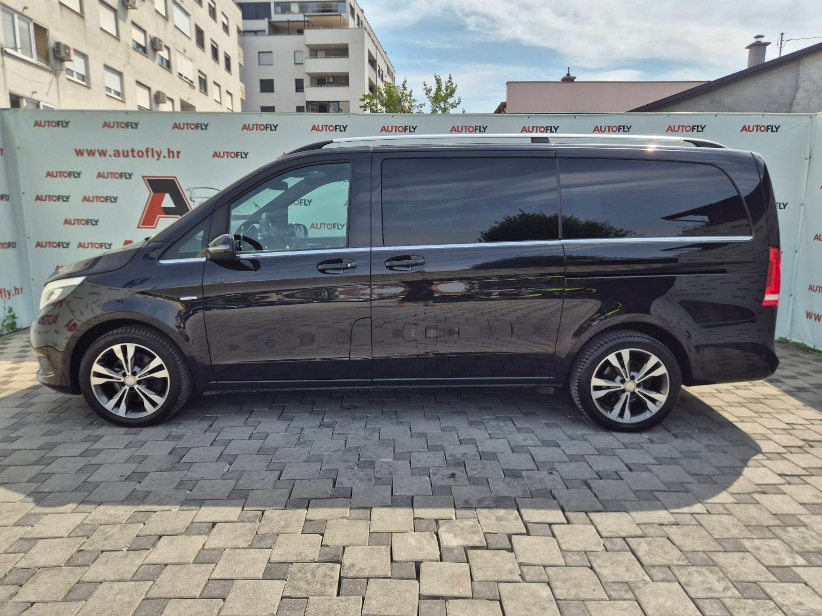 2017 Mercedes-Benz V-klasa — fotografija 4