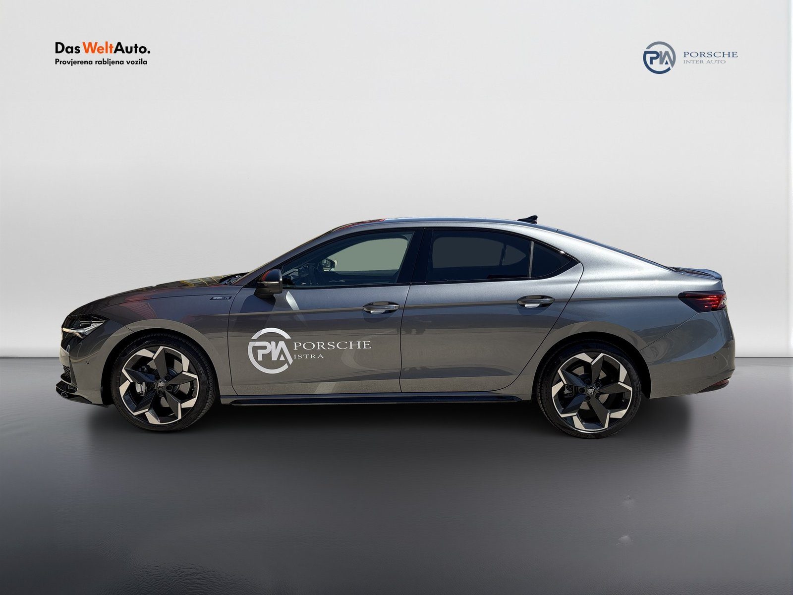 2026 Škoda Superb Sportline — fotografija 8