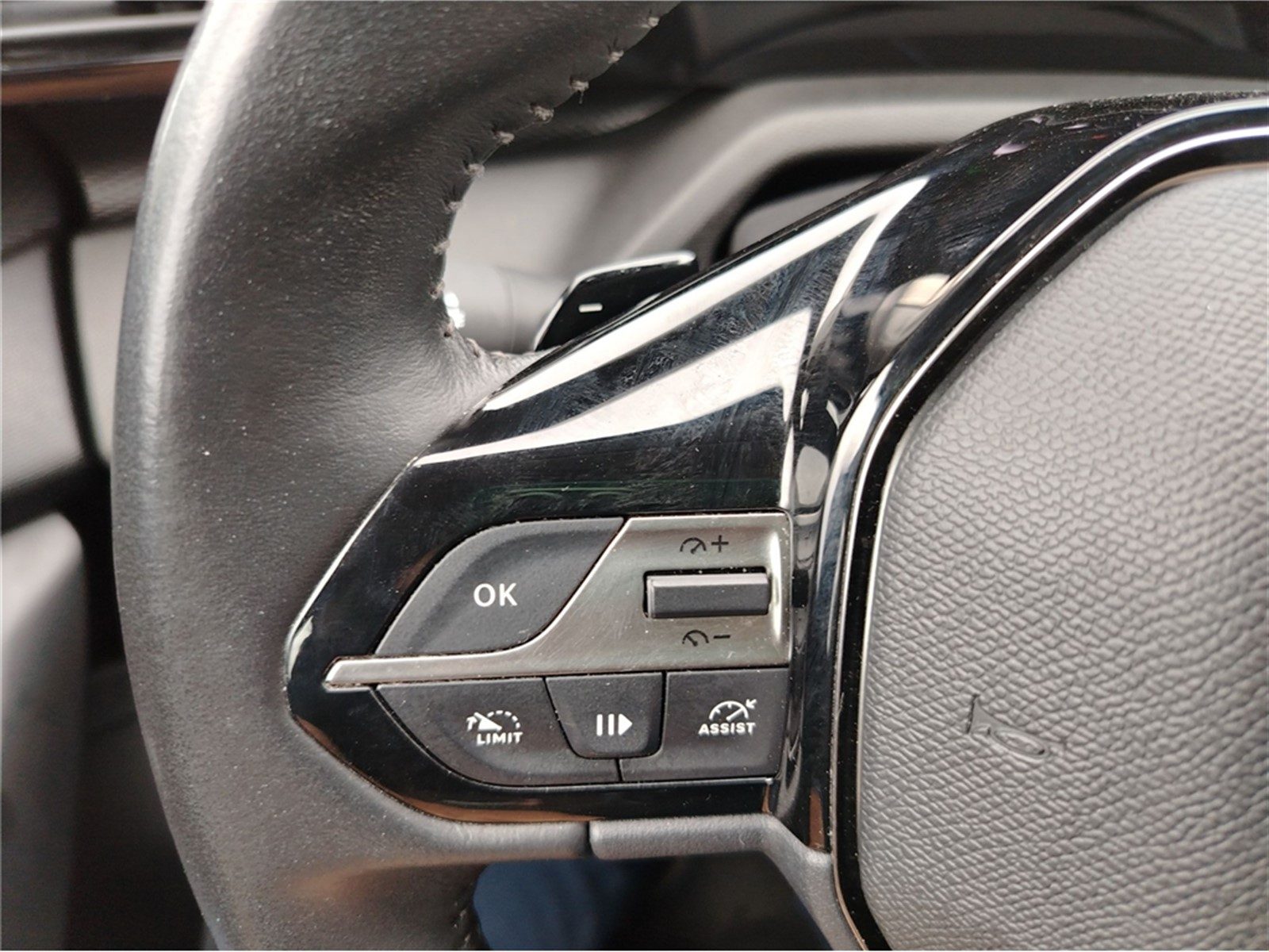 2022 Peugeot 308 — fotografija 18