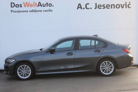 2020 BMW Serija 3 — sličica 6
