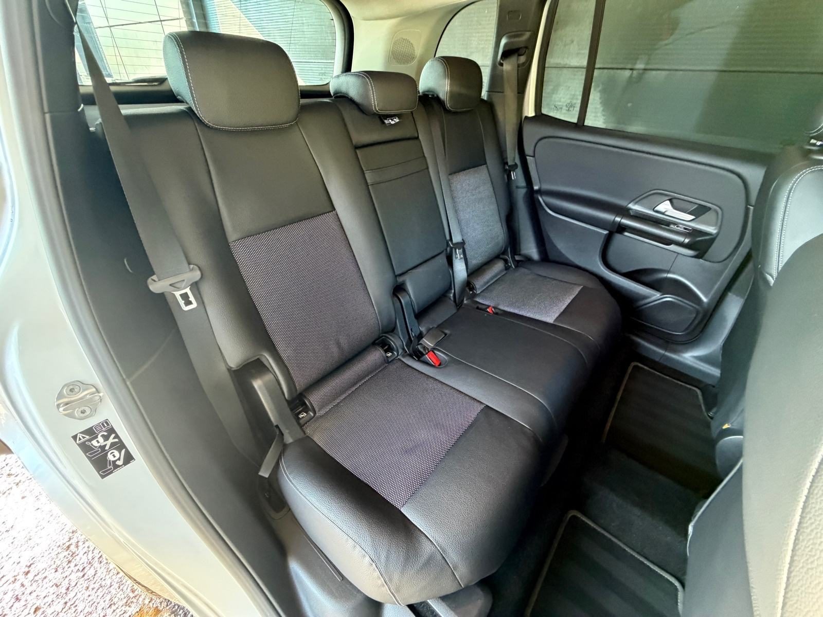 2021 Mercedes-Benz GLB — fotografija 7