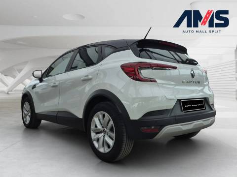 2023 Renault Captur — sličica 3