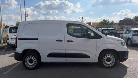 2023 Opel Combo van — sličica 8