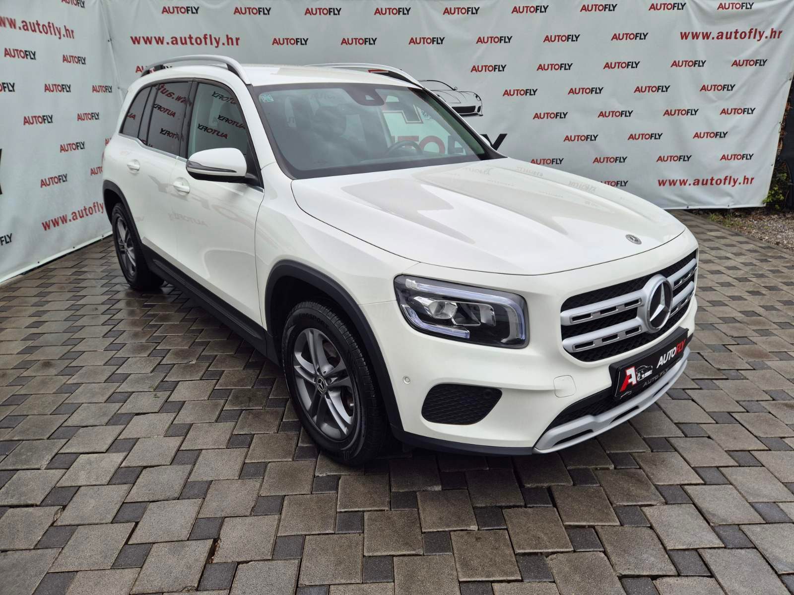 2021 Mercedes-Benz GLB — fotografija 10