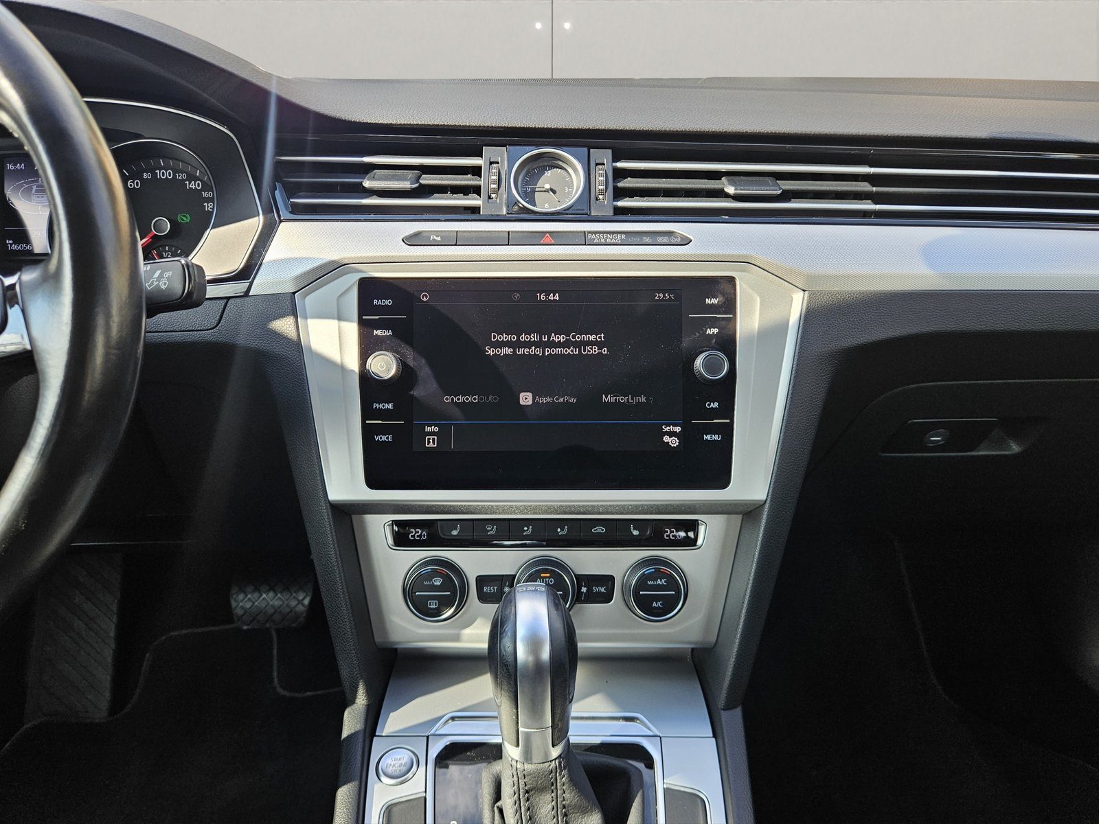 2019 Volkswagen Passat — fotografija 17