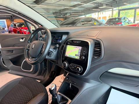 2019 Renault Captur — sličica 22