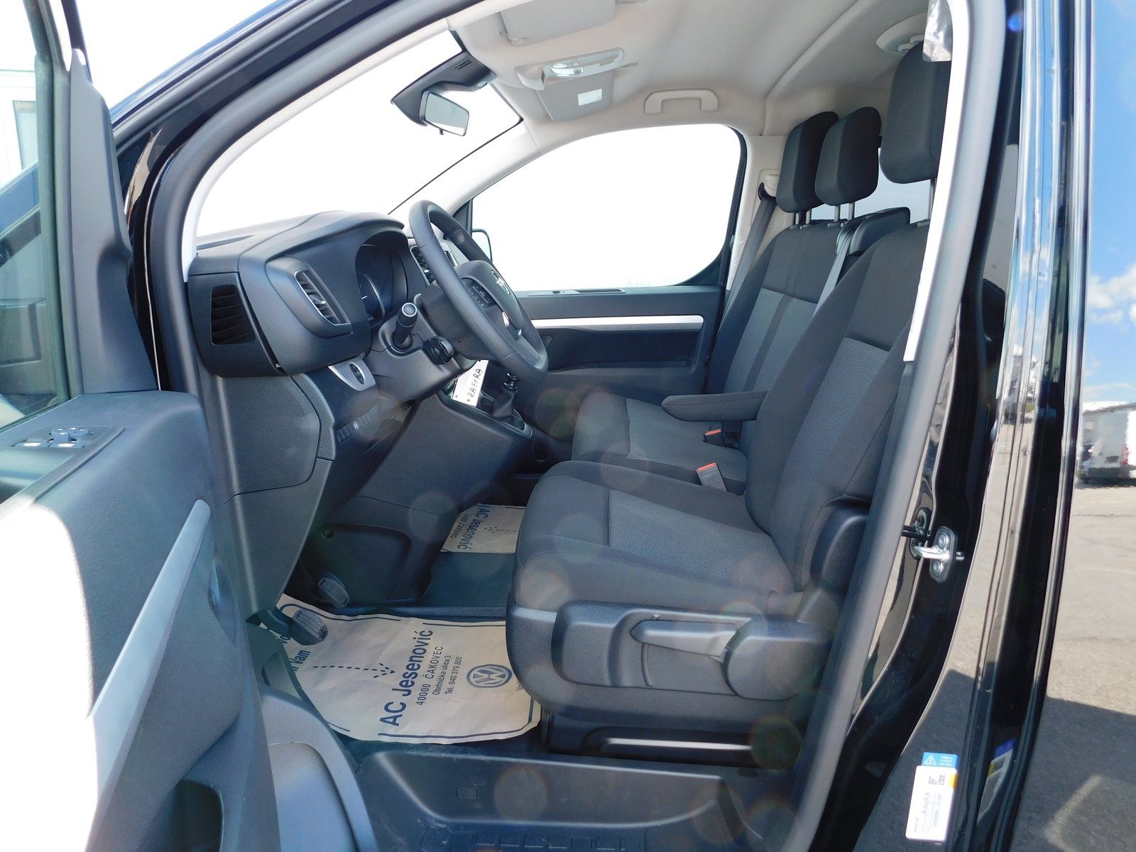 2022 Opel Zafira — fotografija 7