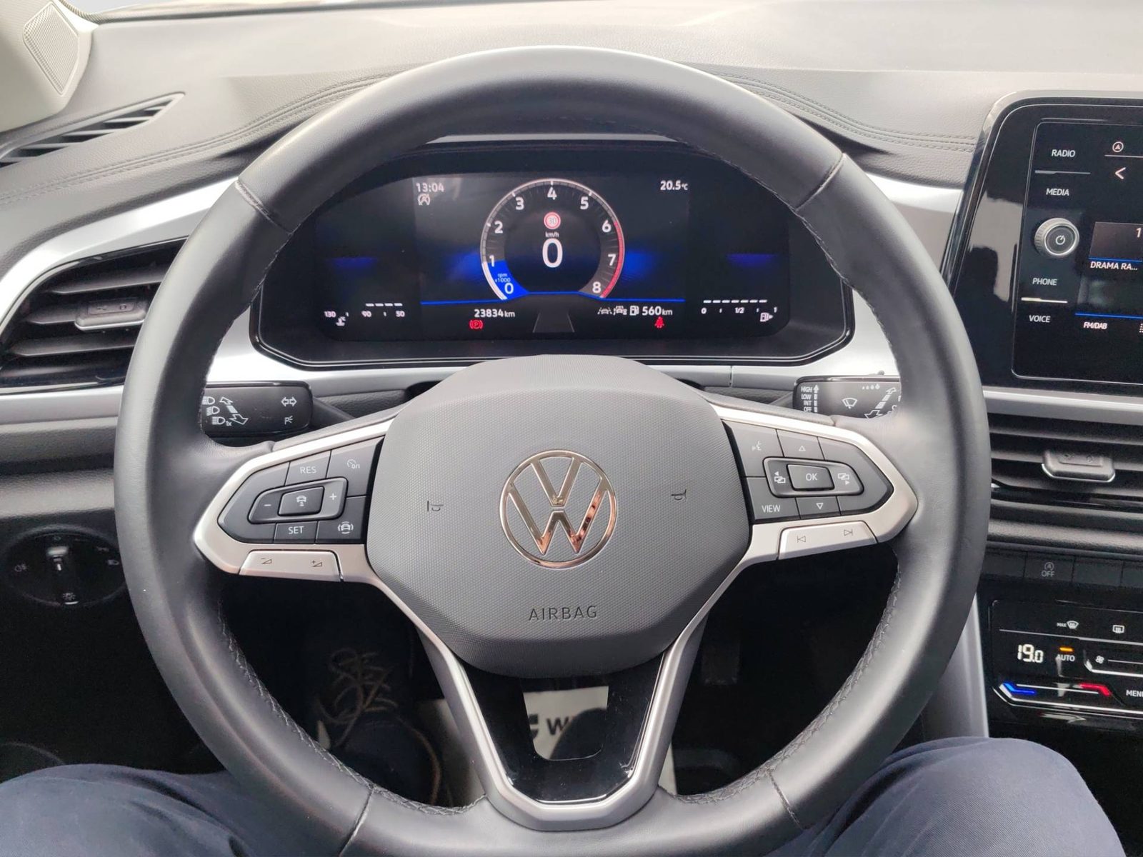 2025 Volkswagen T-Roc — fotografija 15