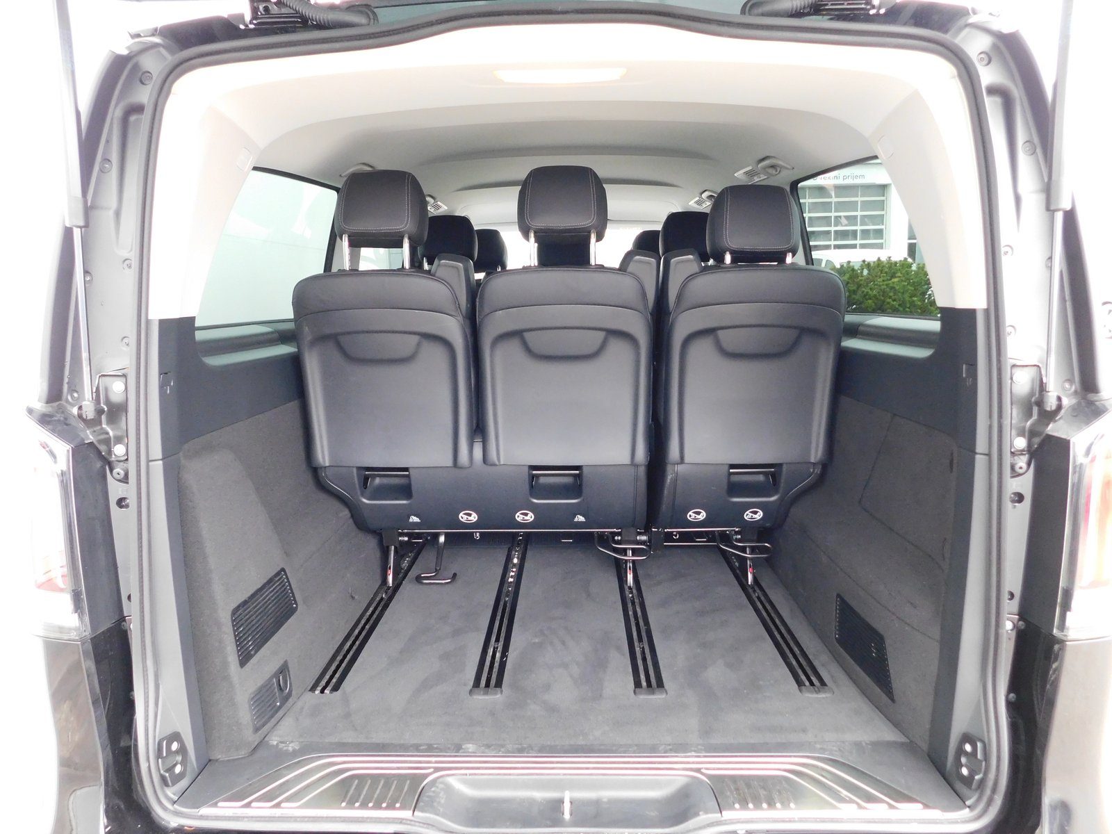 2024 Mercedes-Benz V-klasa — fotografija 18