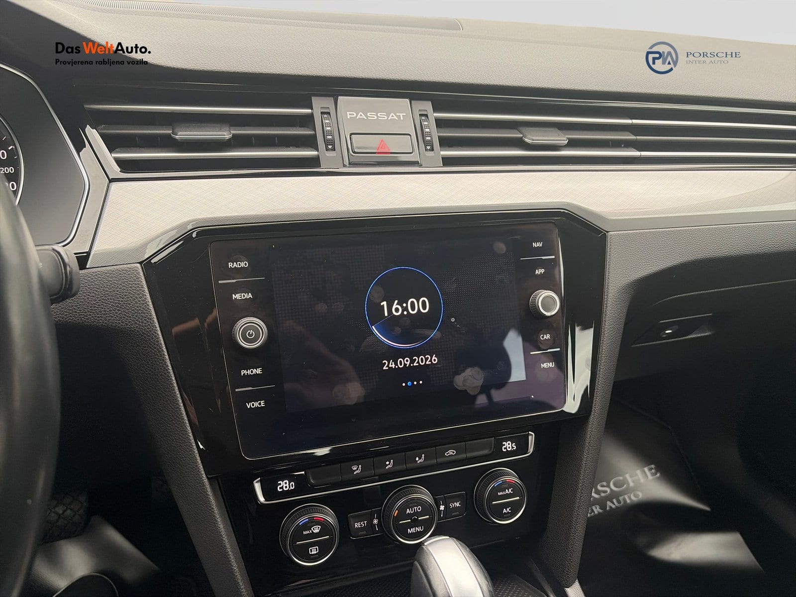 2020 Volkswagen Passat — fotografija 16