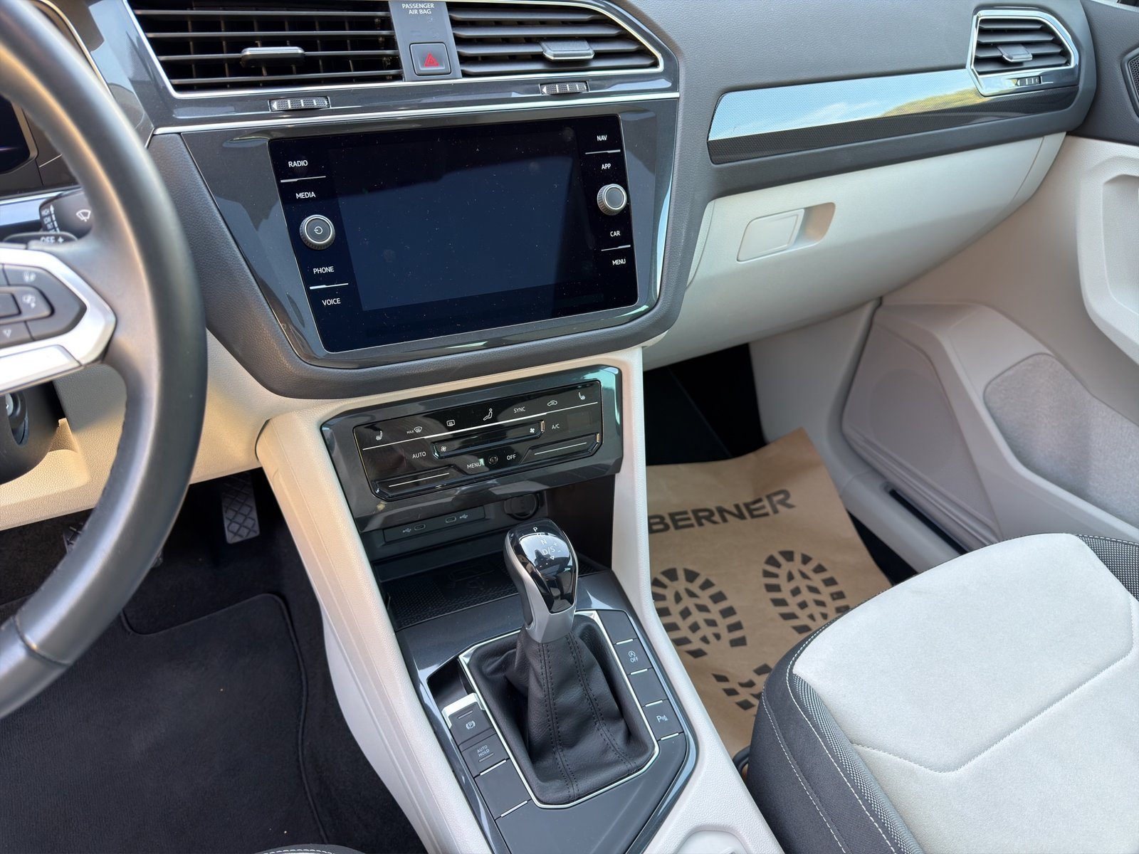2023 Volkswagen Tiguan — fotografija 10