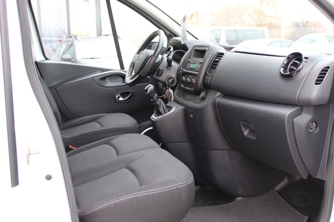 2020 Renault Trafic — fotografija 14