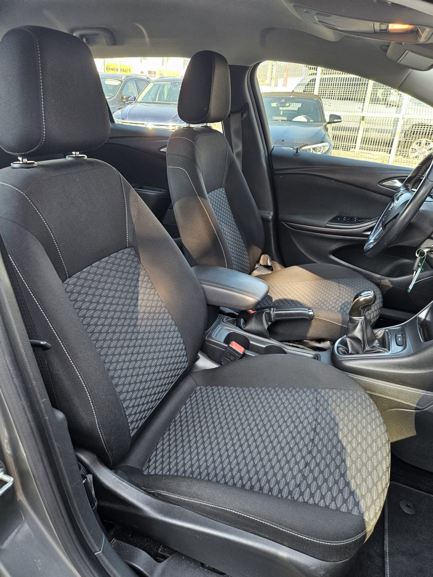 2016 Opel Astra — fotografija 23