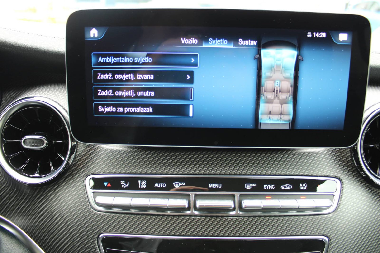 2023 Mercedes-Benz V-klasa — fotografija 19