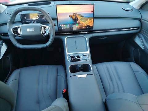 2026 Geely Starray EM-i — sličica 18
