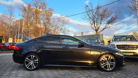 2016 Jaguar XE — sličica 6