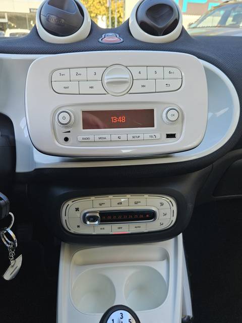 2018 Smart forfour — sličica 16