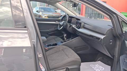 2024 Volkswagen Golf — sličica 9