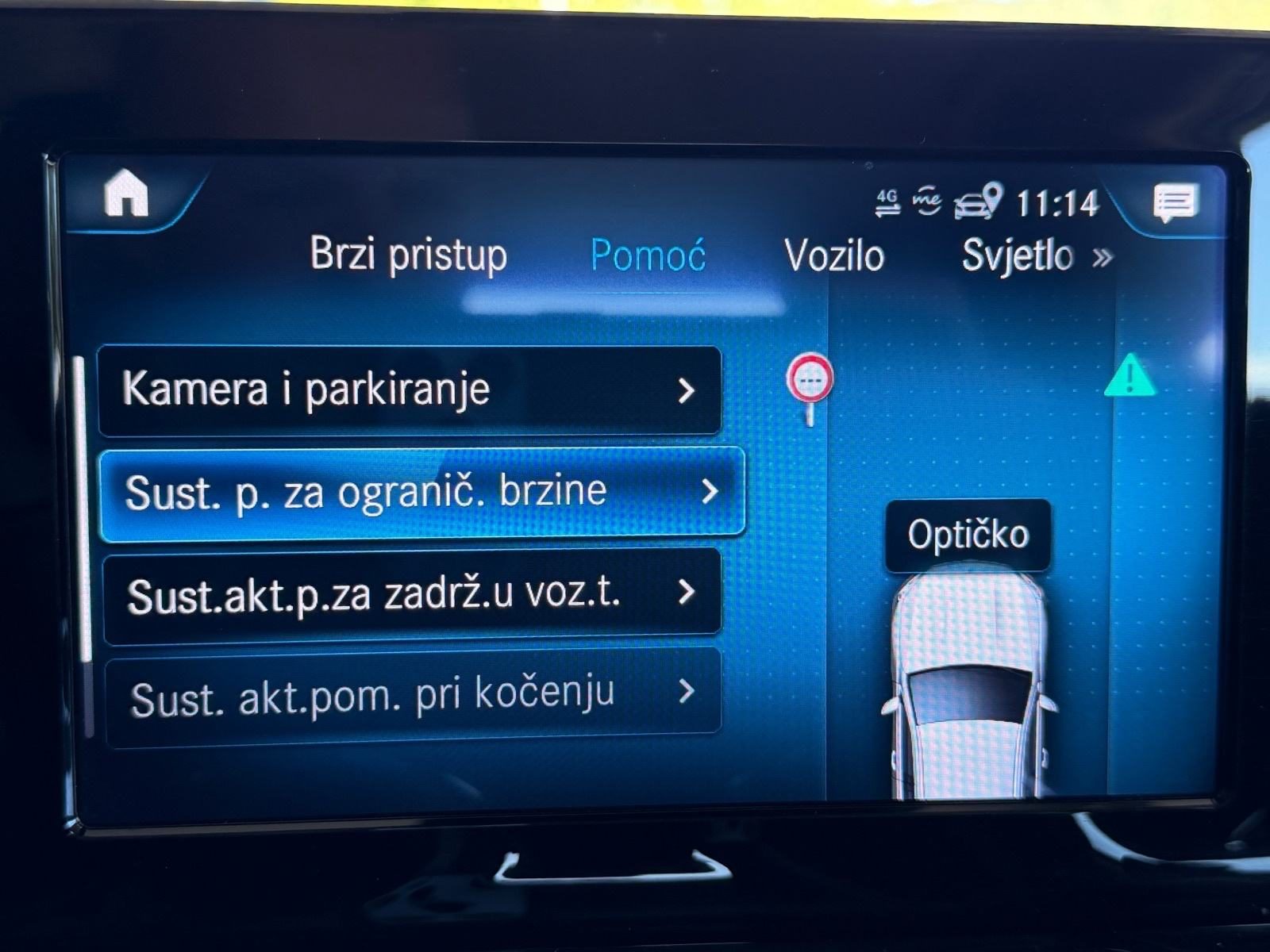 2023 Mercedes-Benz GLB — fotografija 12