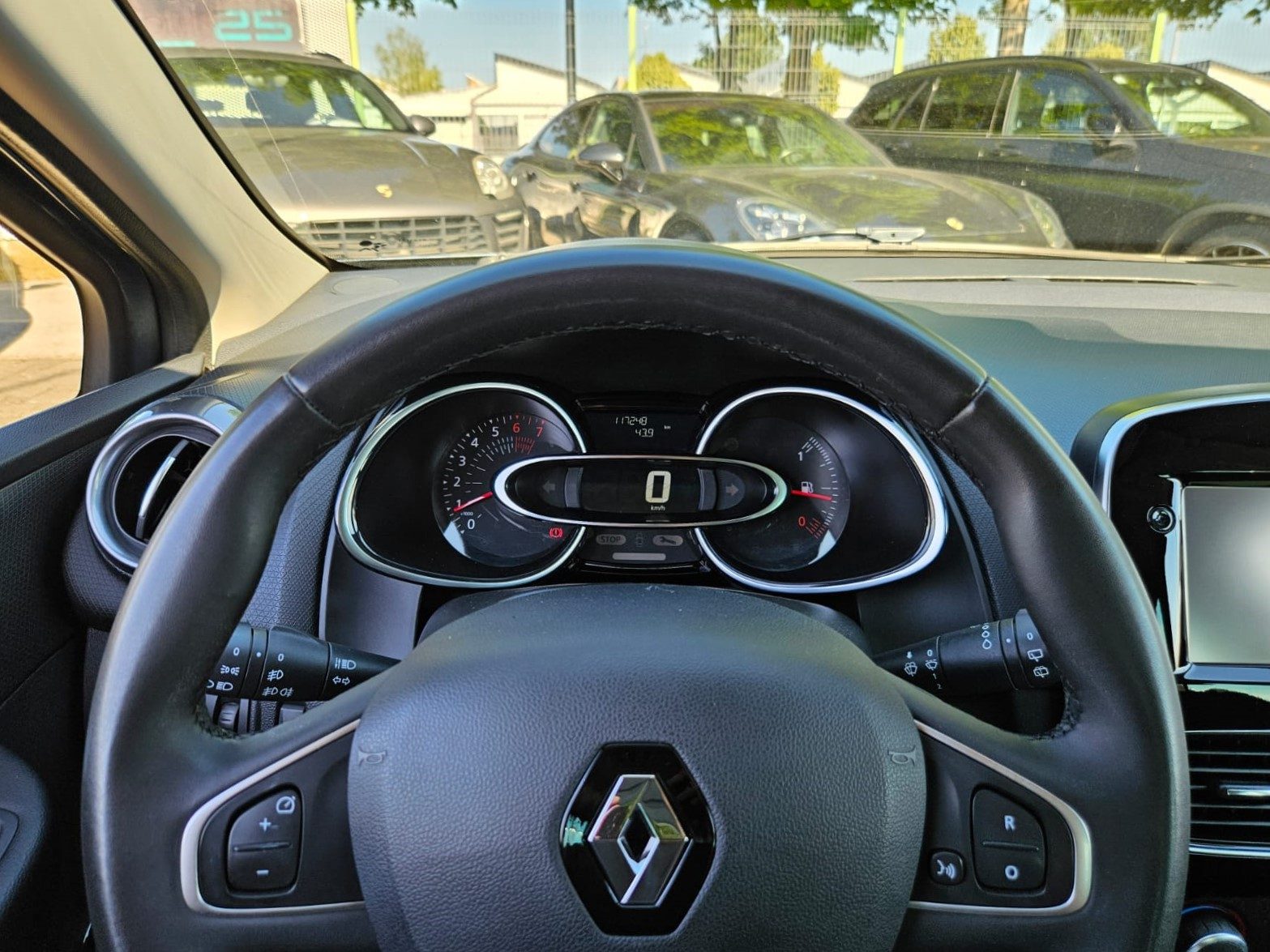 2017 Renault Clio — fotografija 12