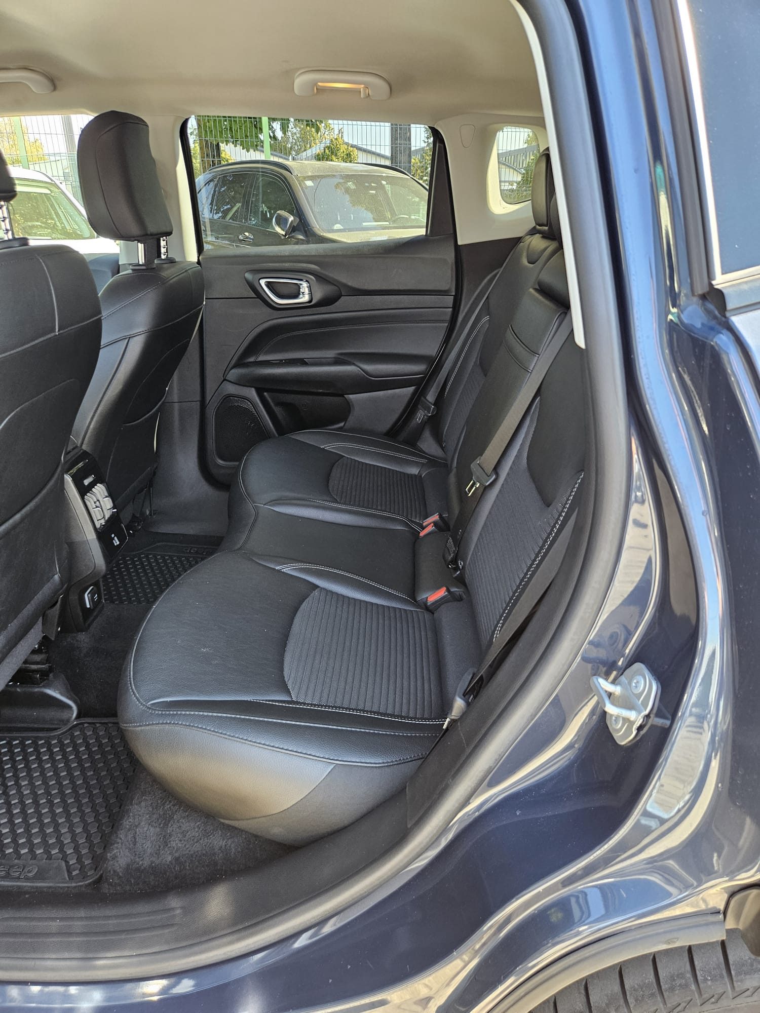 2023 Jeep Compass — fotografija 20