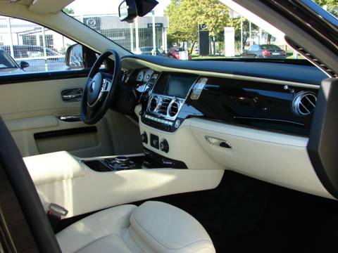 2015 Rolls-Royce Ghost — sličica 9