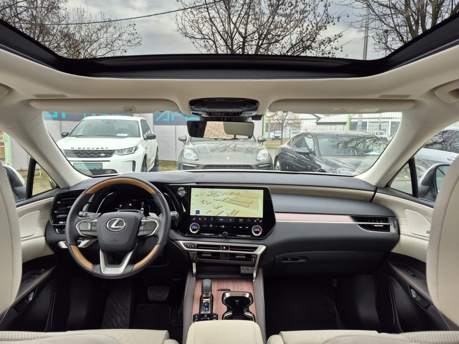 2025 Lexus RX 450h — fotografija 13