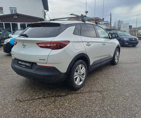 2020 Opel Crossland X — sličica 4