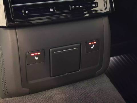 2022 Audi A8 — sličica 30
