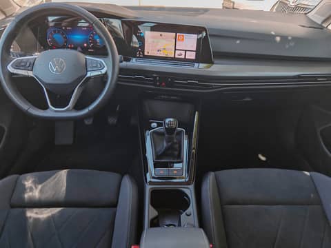 2023 Volkswagen Golf — sličica 11