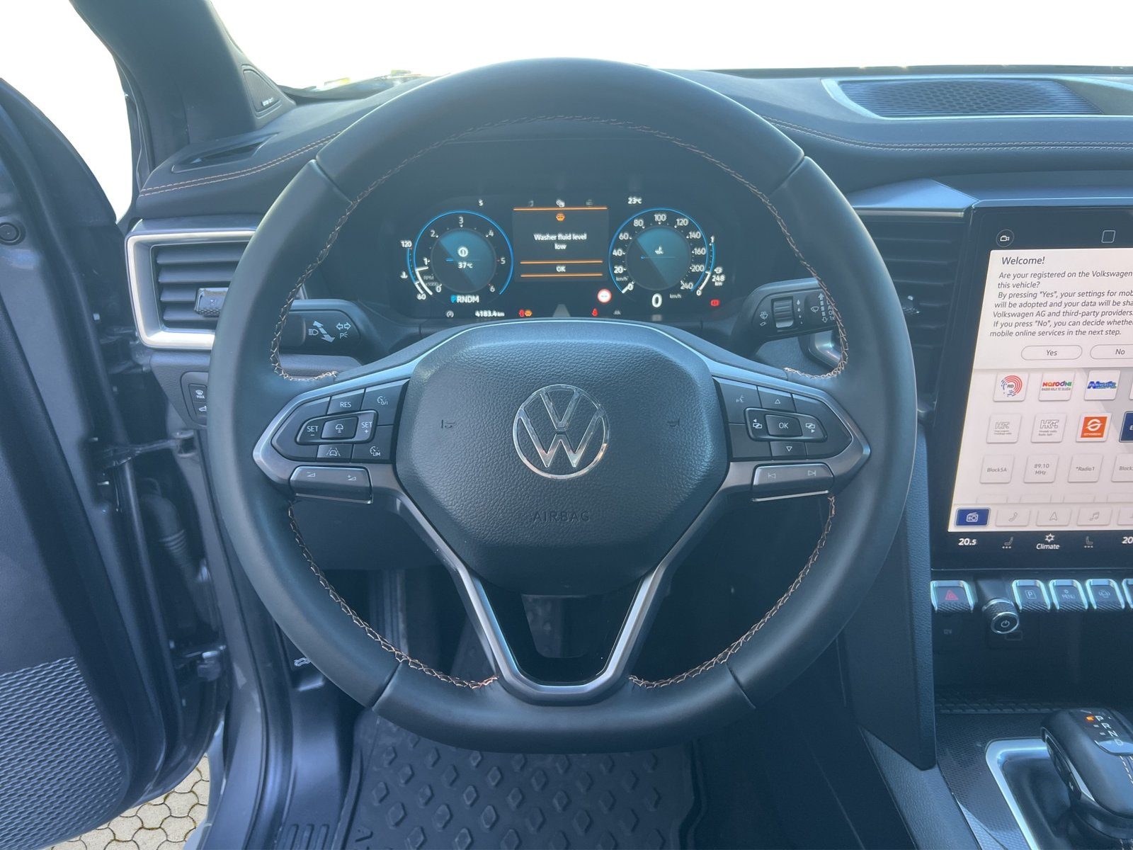 2025 Volkswagen Amarok — fotografija 10