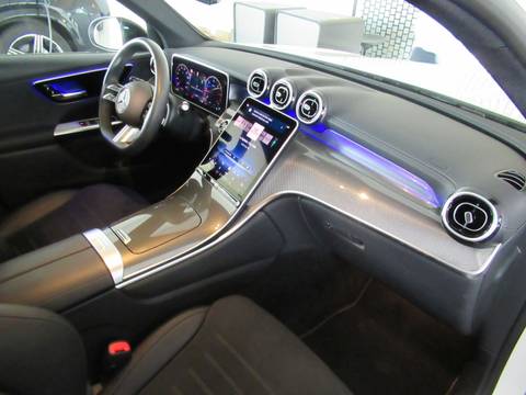 2025 Mercedes-Benz GLC — sličica 10