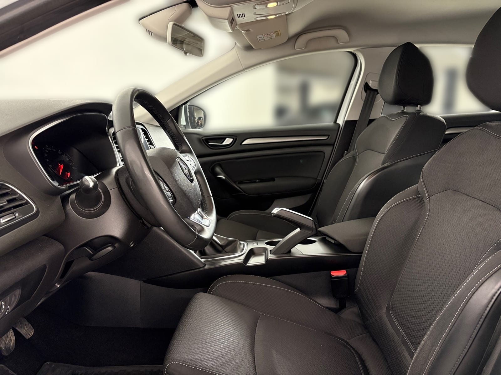 2023 Renault Megane — fotografija 13