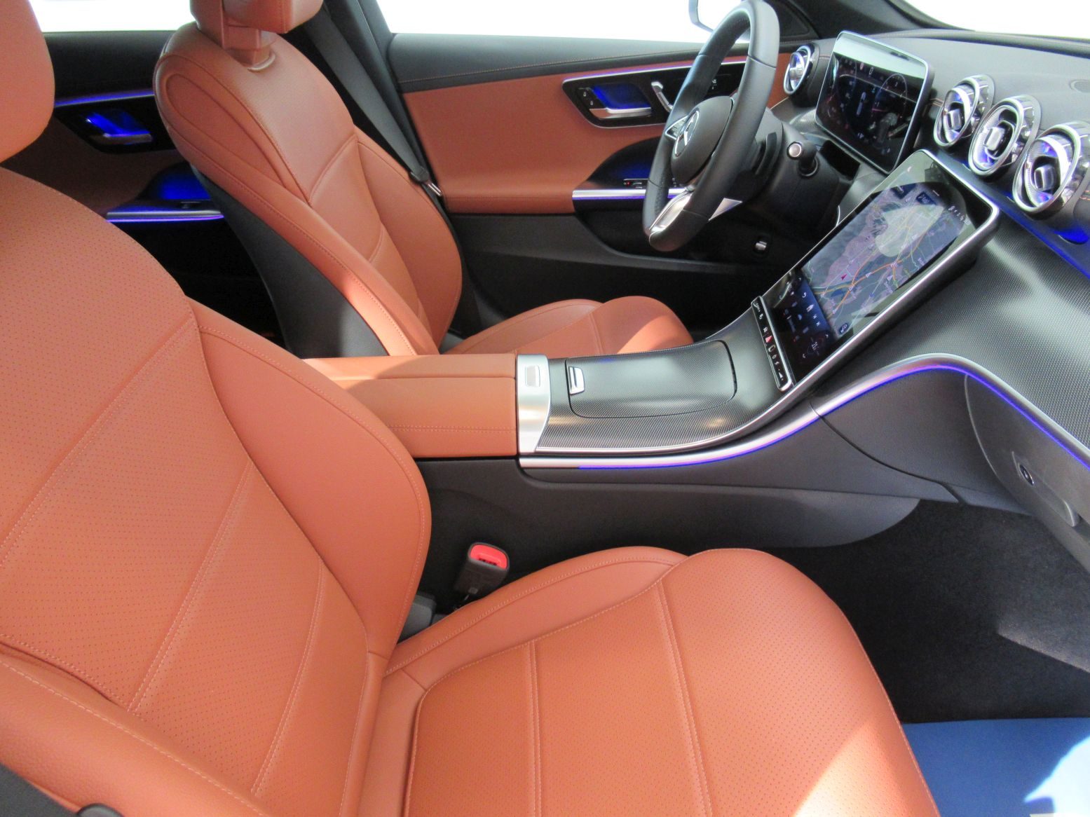 2026 Mercedes-Benz C-klasa Avantgarde — fotografija 9