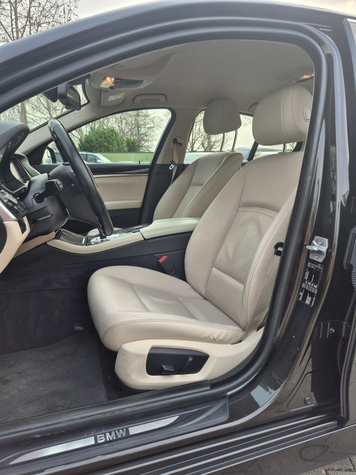 2015 BMW Serija 5 — fotografija 18