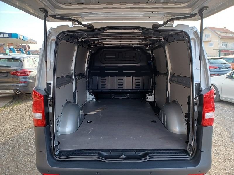 2019 Mercedes-Benz Vito — fotografija 8