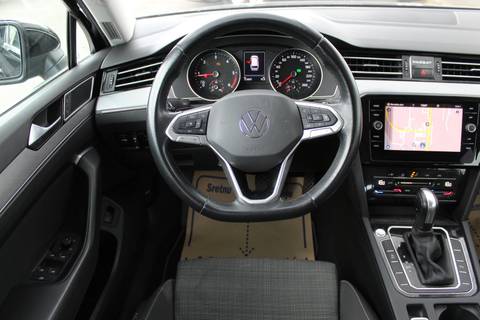 2021 Volkswagen Passat Variant — sličica 10