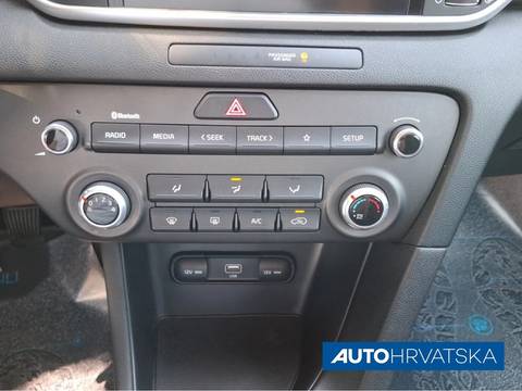 2021 Kia Sportage — sličica 18
